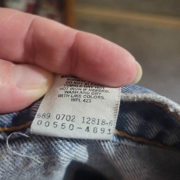 Vintage Levi's 550 Relaxed Fit Jeans Mens 42x32 Y2K - Picture 8 of 8